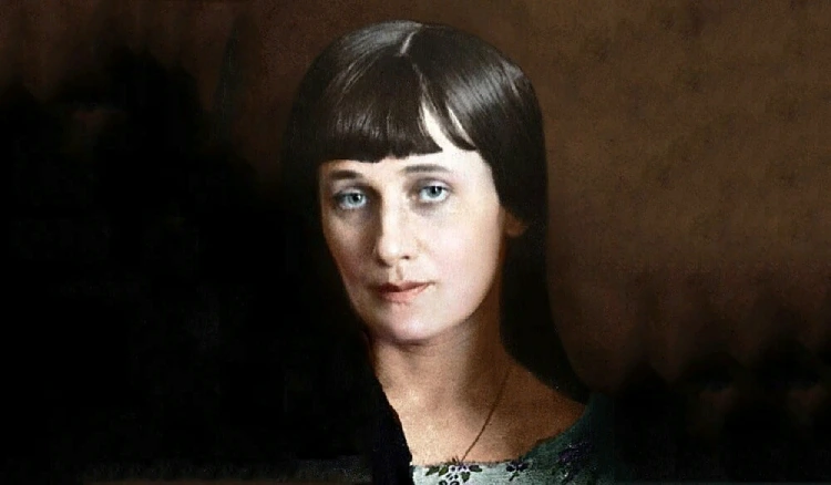 ahmatova
