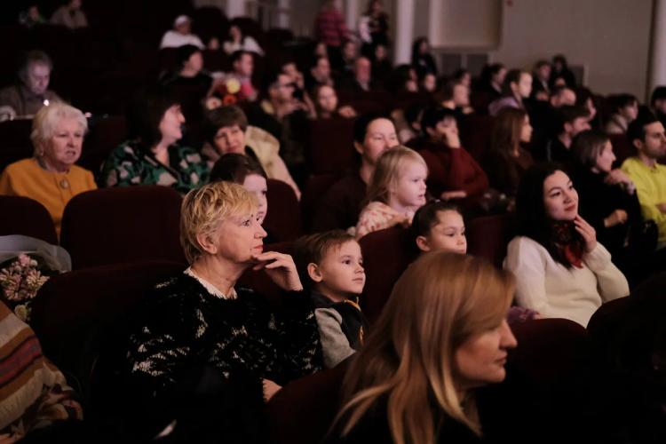 teatr006