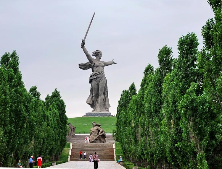 mamaev kurgan1