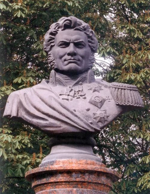 Памятник Ермолову в Ставрополе